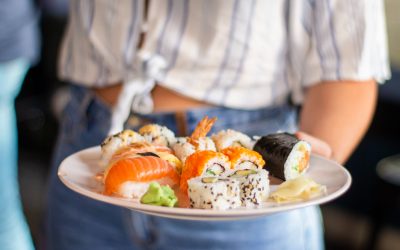 Como não errar na hora de comer sushi?